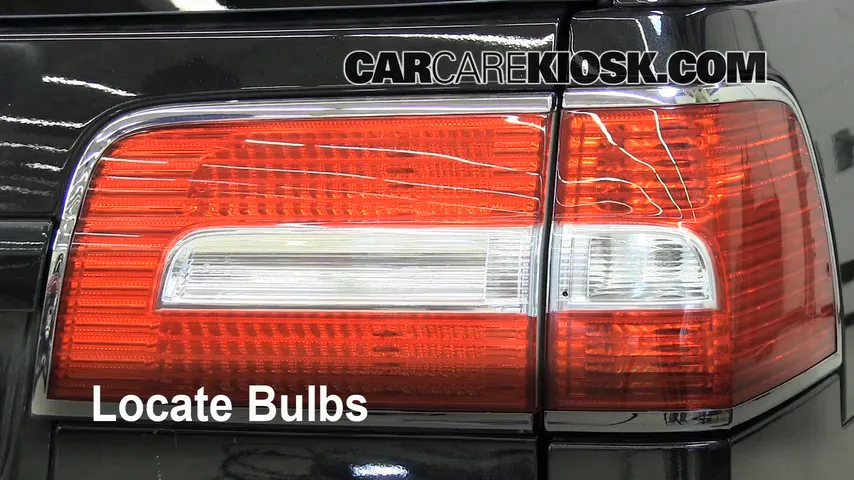 2011 Lincoln Navigator L 5.4L V8 FlexFuel Lights Tail Light (replace bulb)